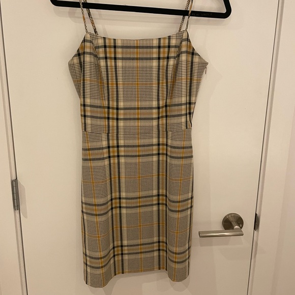 Aritzia Wilfred Tan Plaid Mini Dress - Picture 4 of 10